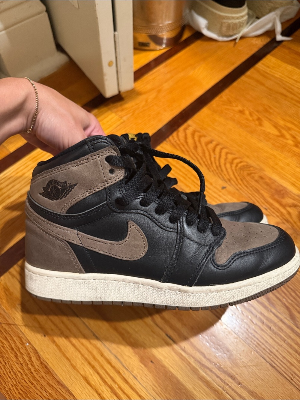 Air Jordan 1 Retro High 'Palomino’